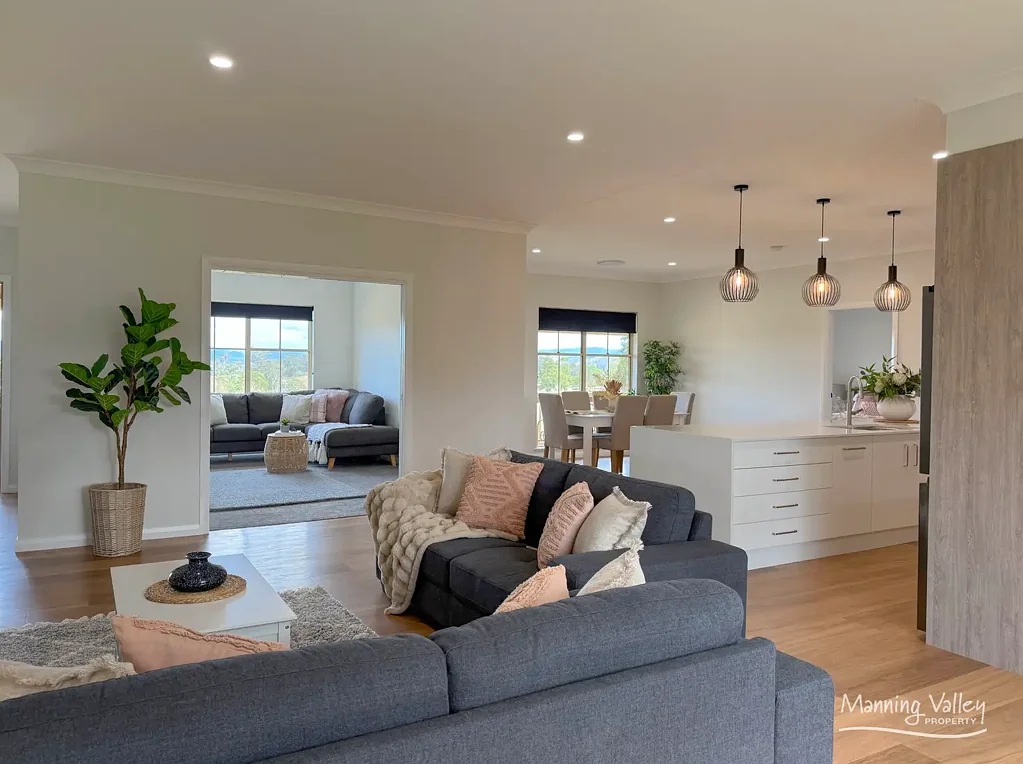 Wingham 4 Bedroom Modern Country Living Just Minutes from Town