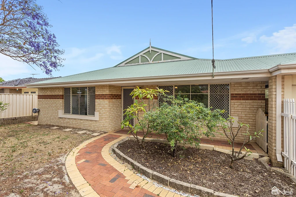 13 Banyard Avenue, Kelmscott, WA 6111