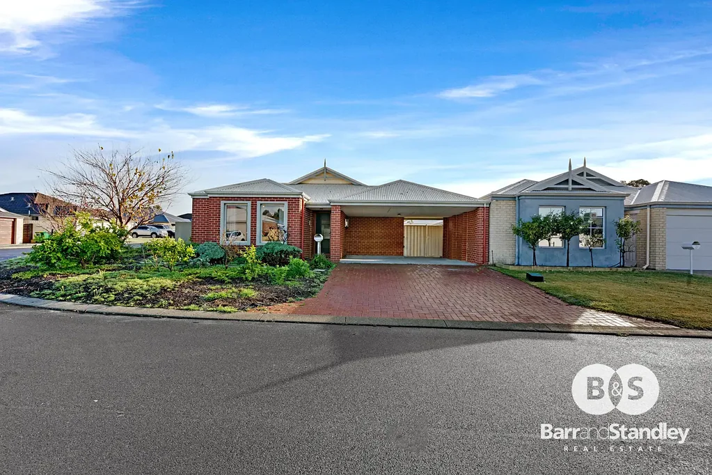 Glen Iris 3房  Stunning Home with Solar and Edible Food Garden