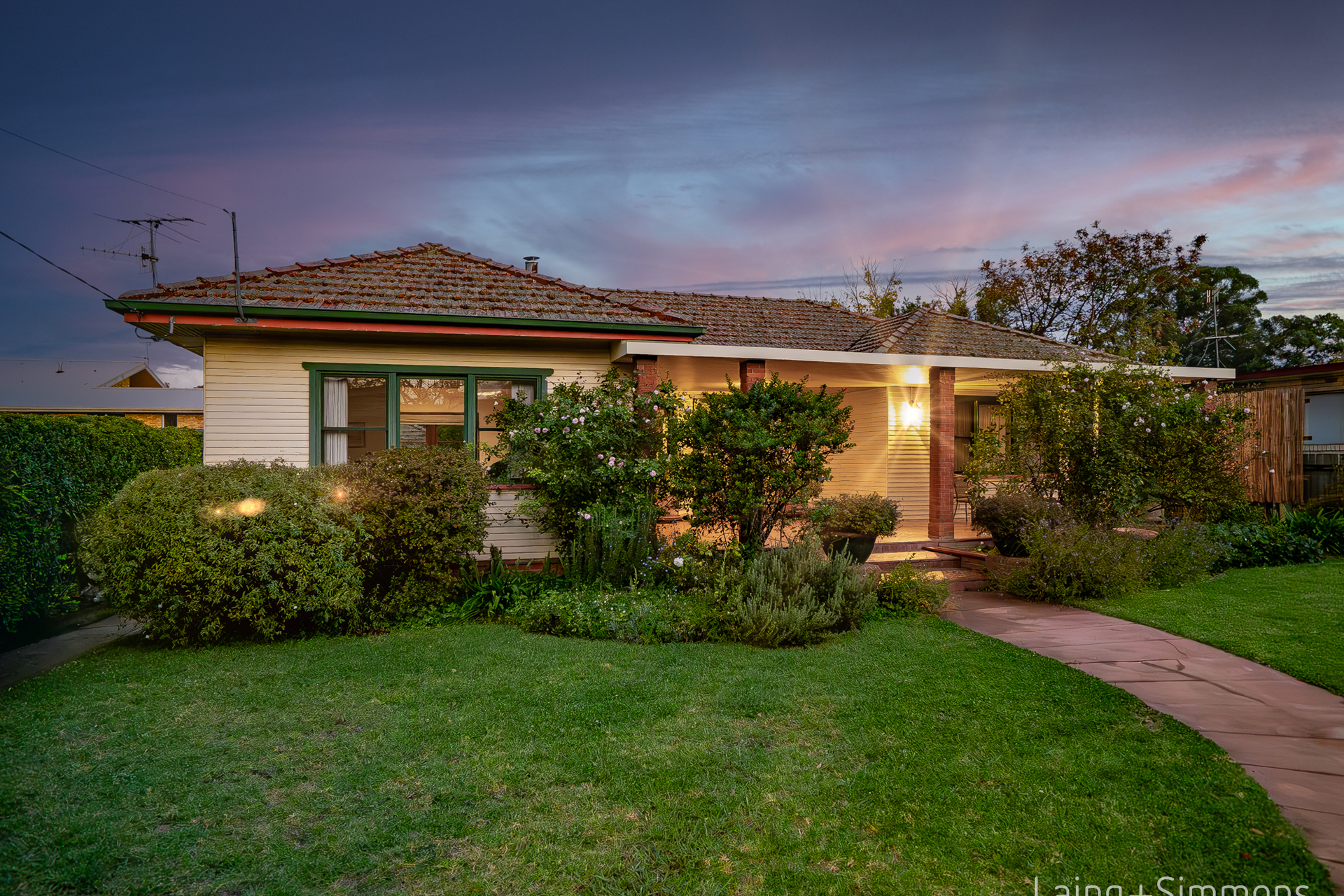 147 MARSH ST, ARMIDALE NSW 2350, 0房, 0浴, House