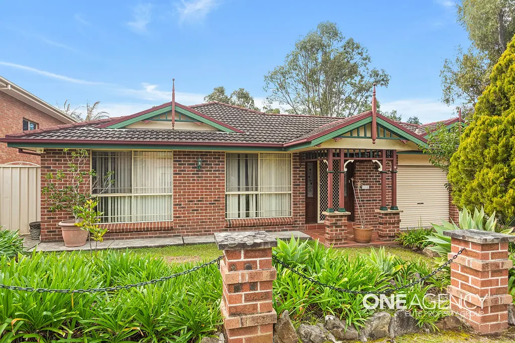 COMFORTABLE FAMILY LIVING IN A PRIME FLINDERS LOCATION