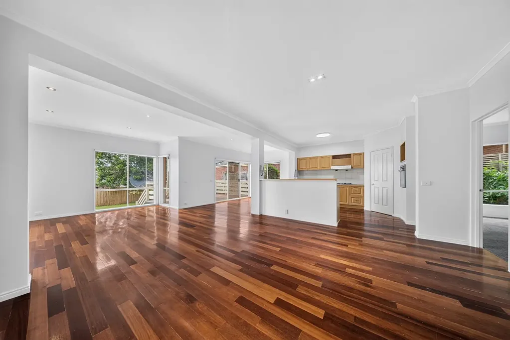 Spacious Five-Bedroom Family Home in the McKinnon Primary & Secondary School Zone