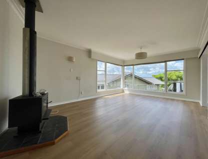 1-4305 Great North Road, Glendene, Waitakere City, Auckland, 5房, 2浴, 整租独立别墅