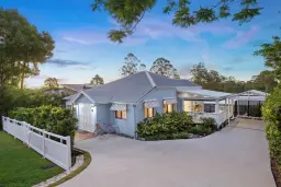 1/23 Tewantin Road, Cooroy