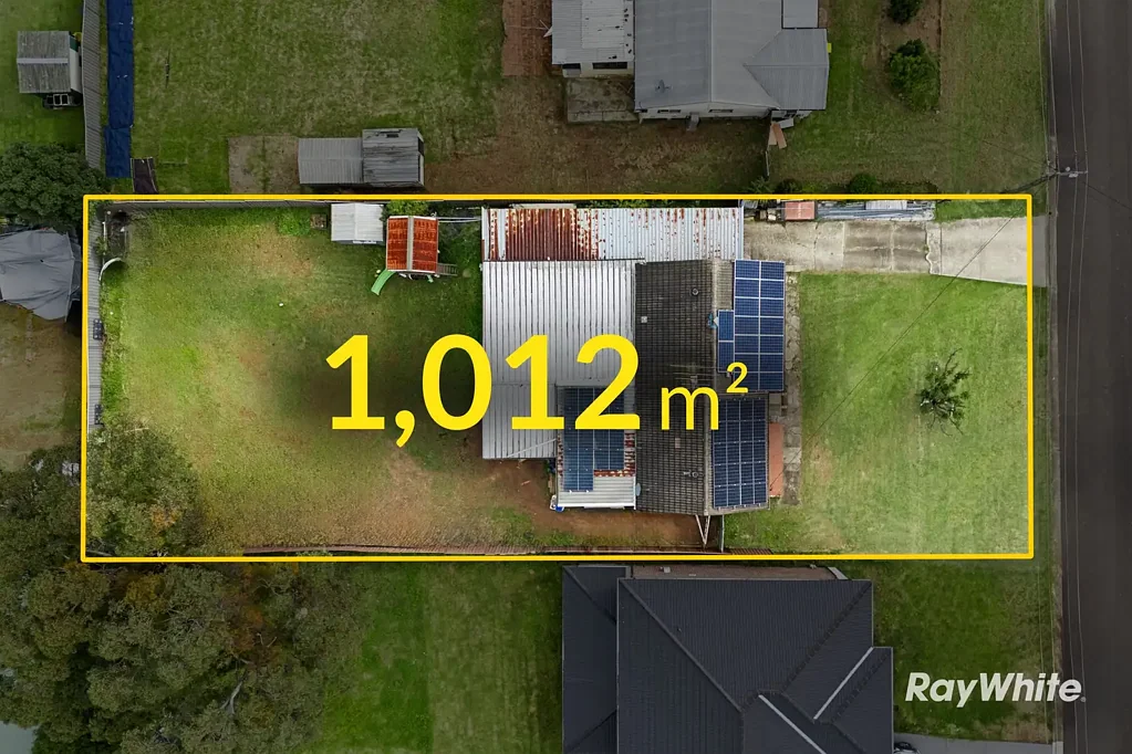 Mount Druitt 4Kwarto LARGE 1012 sqm Land With Side Access / Dual Occ Potential ( STCA )