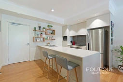 6/2 Burvill Drive, Floreat