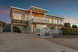 18 Duncanson Avenue, Sellicks Beach