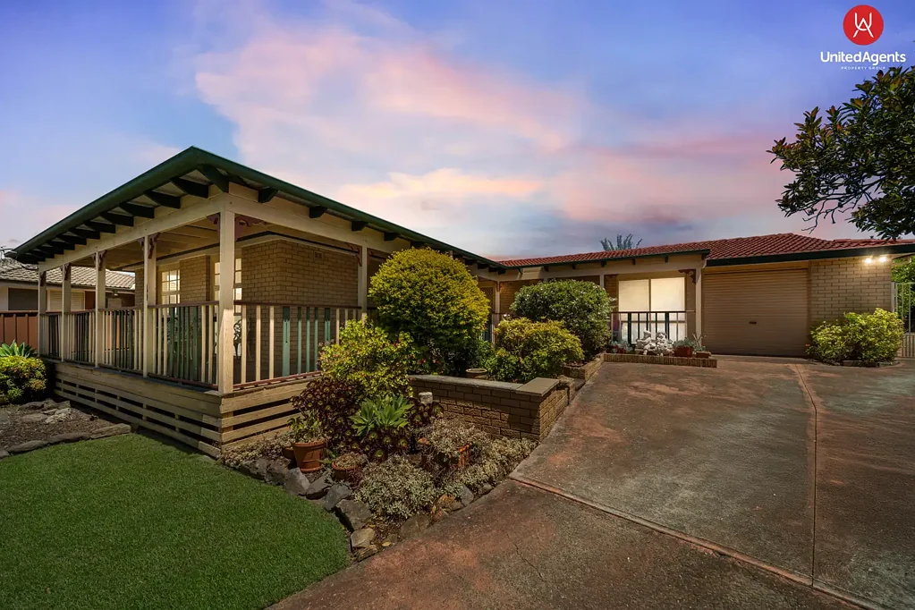 12 Barwon Place, Campbelltown, NSW 2560