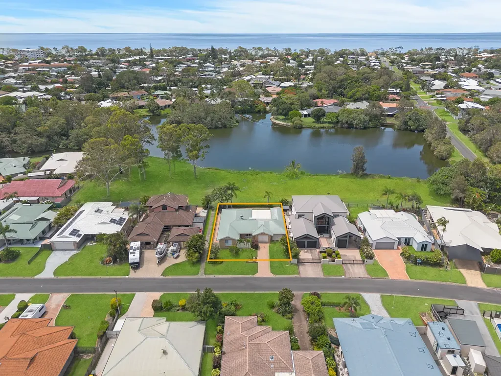 26 Lester Crescent, Torquay, QLD 4655