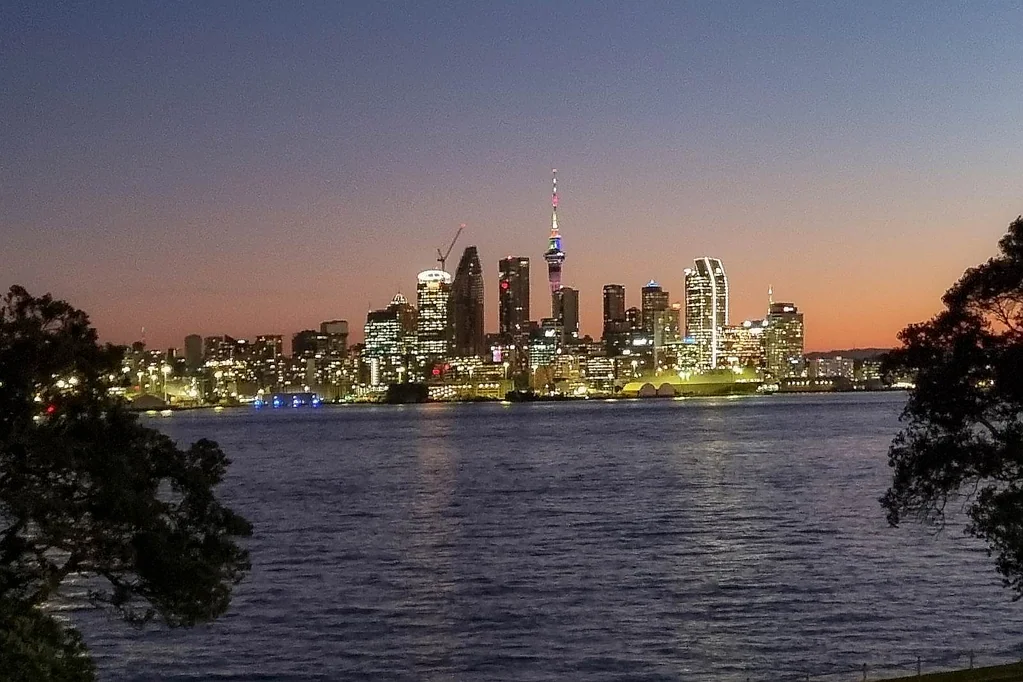 Devonport 3部屋 Harbourfront Charm with Breathtaking Views