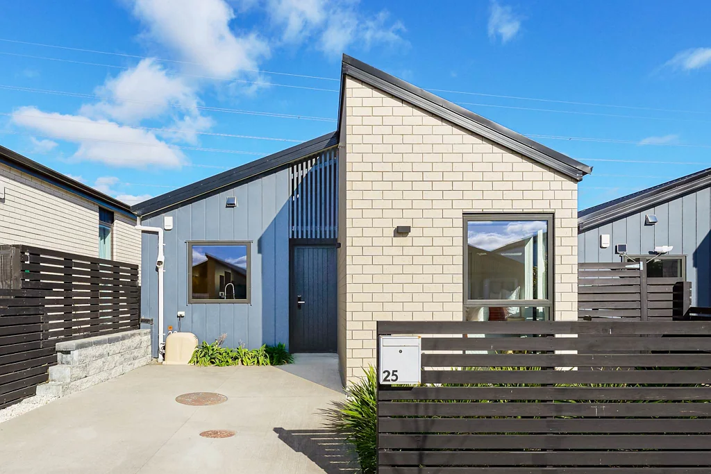 25 Paretao Street, Massey, Waitakere City, Auckland Great Area