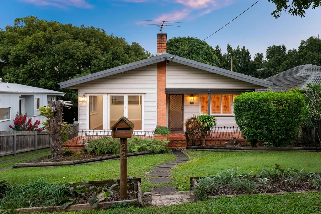 22 Vinray Street, Tarragindi, QLD 4121