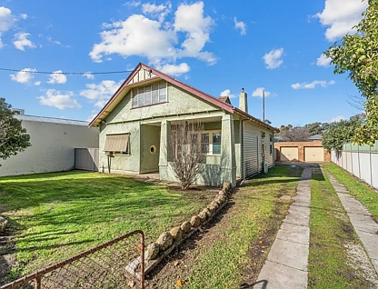 251 High Street, Golden Square, VIC 3555, 4部屋, 2バスルーム, House