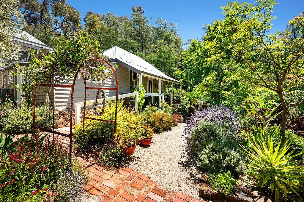 Maldon 4房  Spring Cottage - Where Heritage Meets Country Chic