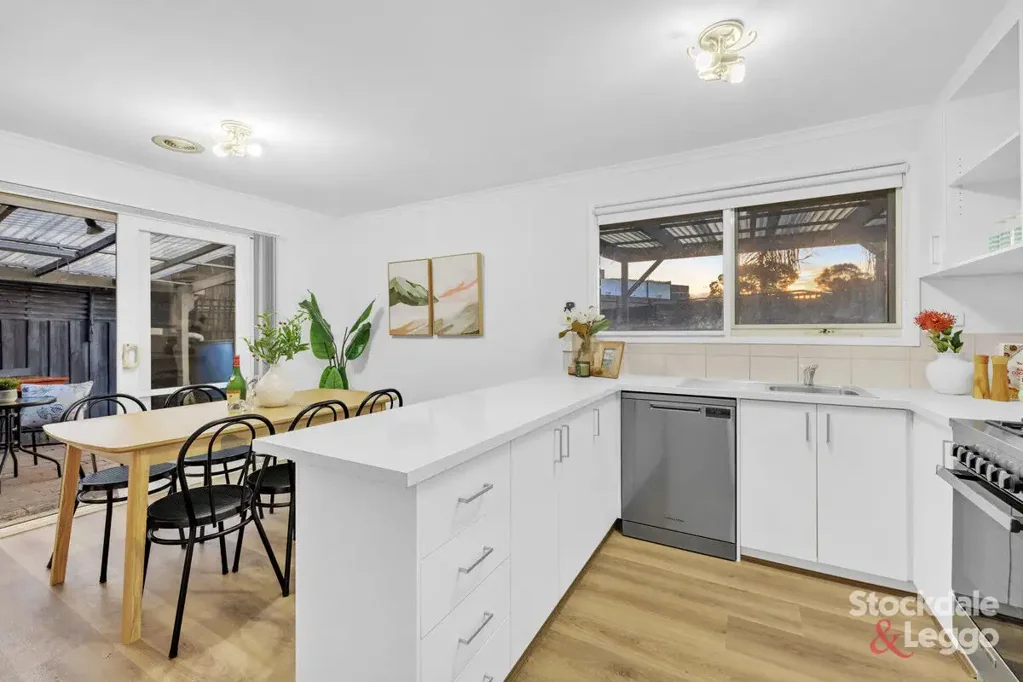Langwarrin 3कमरा AWESOME STARTER OR DOWNSIZE IN WOODLANDS