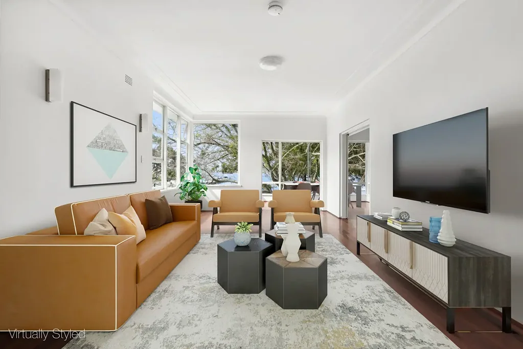 House-sized Apartment With Harbour Views