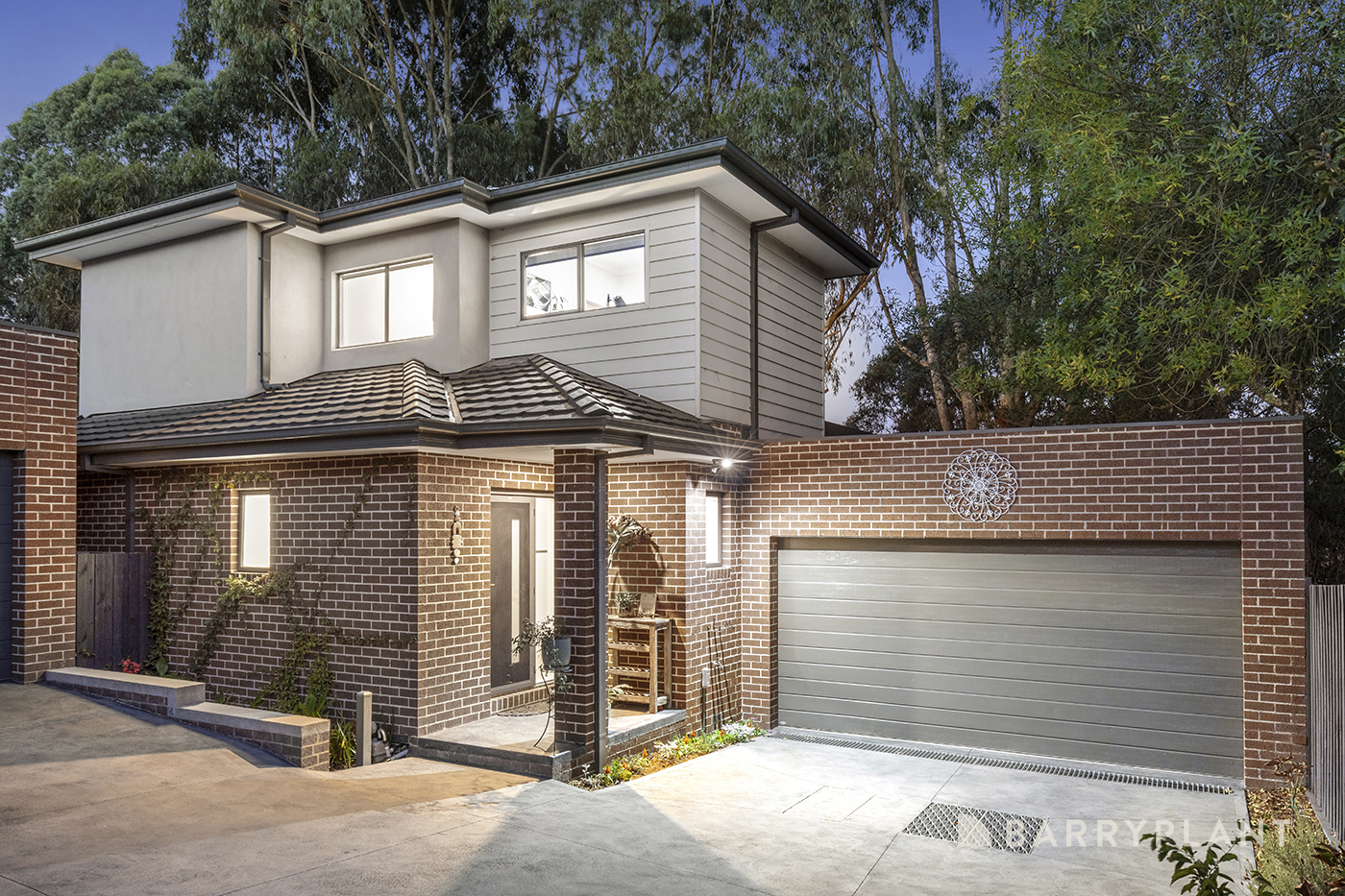 16A NAMBOUR DR, MOOROOLBARK VIC 3138, 0 habitaciones, 0 baños, House