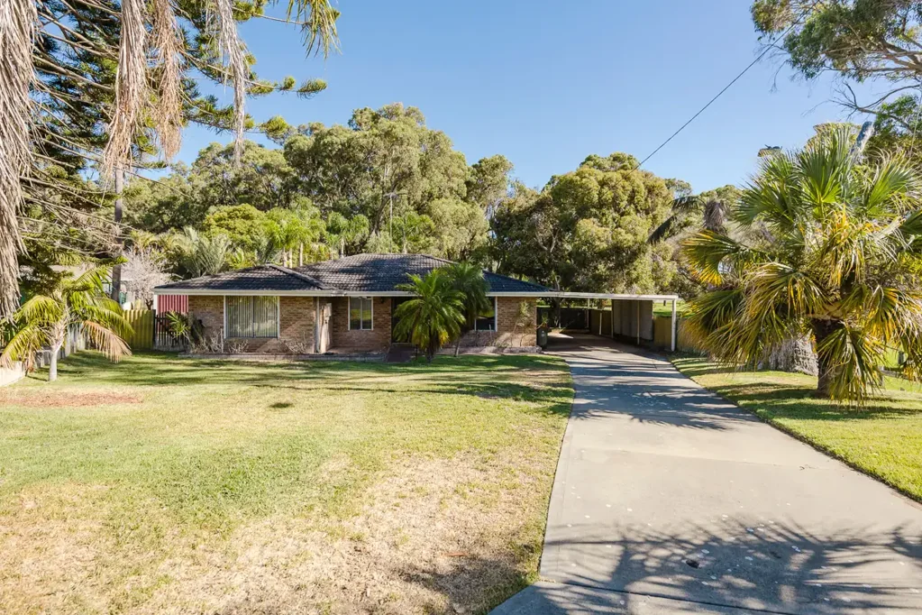 17 Hazeltine Court, Yanchep, WA 6035