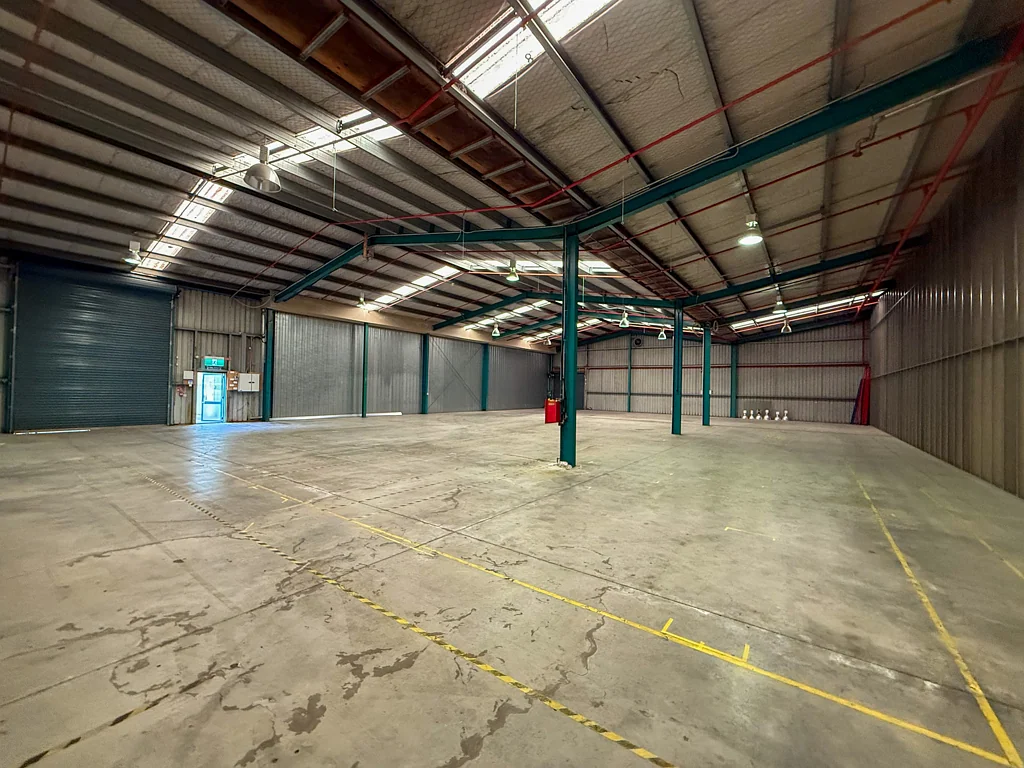 Greerton Industrial gem: Greerton warehouse ready!