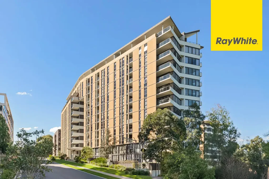 Chic and Modern 2 Bedroom Apartment in Parramatta