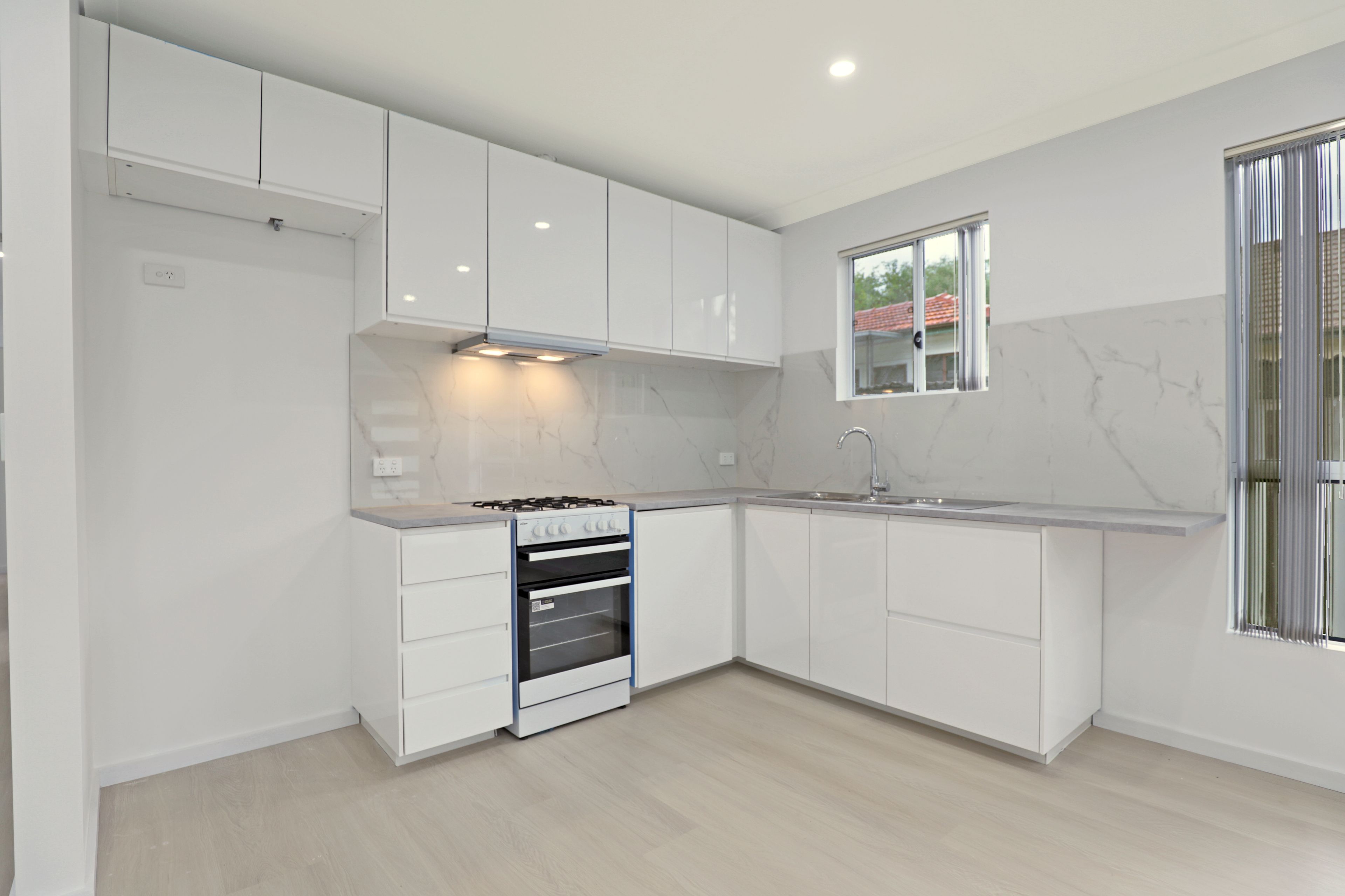 66A PRIMROSE AV, RYDALMERE NSW 2116, 0房, 0浴, Flat