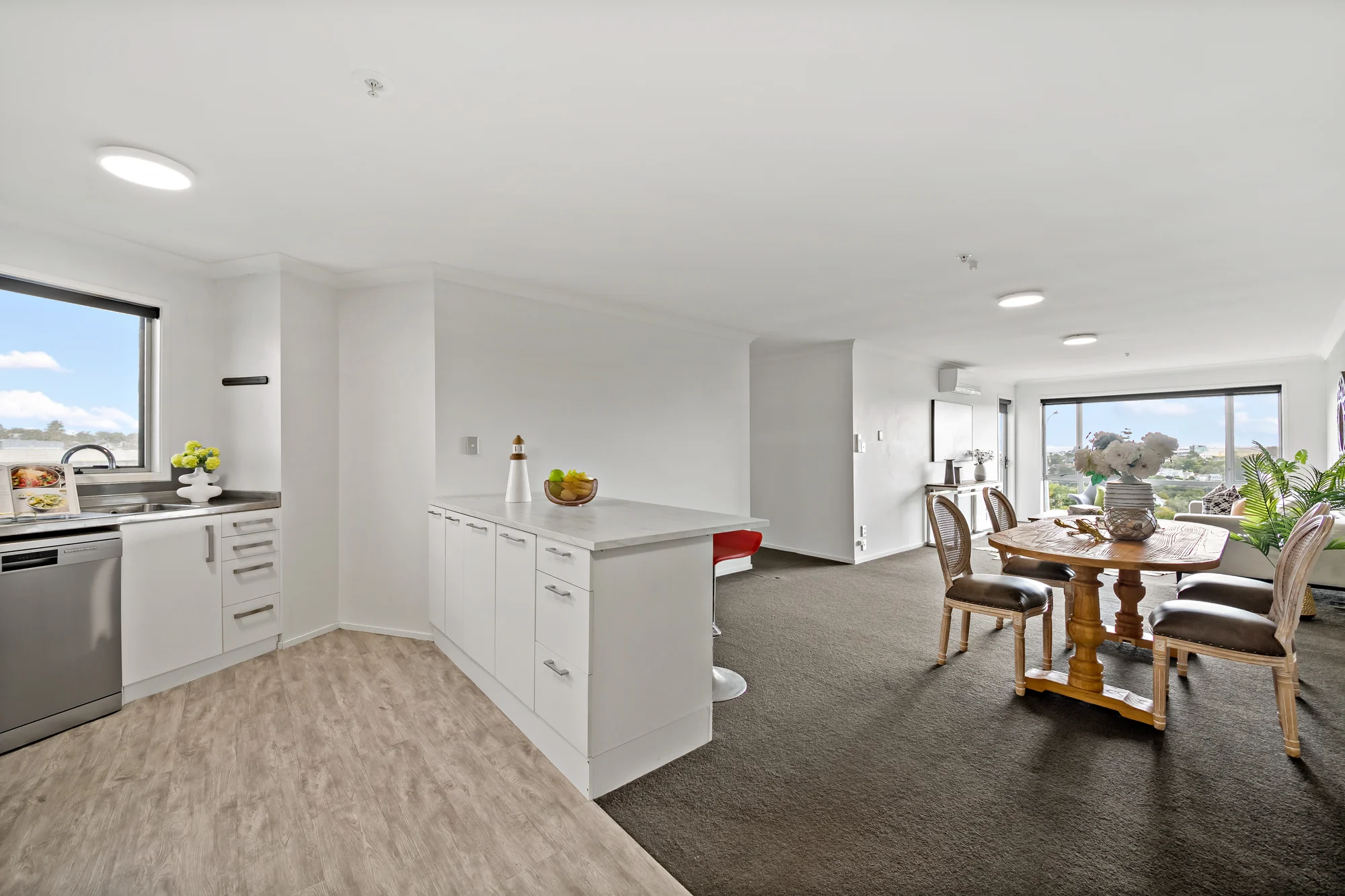 Eden Terrace 2房 高踞城市之上|尽享日照与天际线,这套顶层公寓值得争取 Generous Proportions - Unmatched View