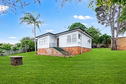 29 Saint Johns Road, Campbelltown