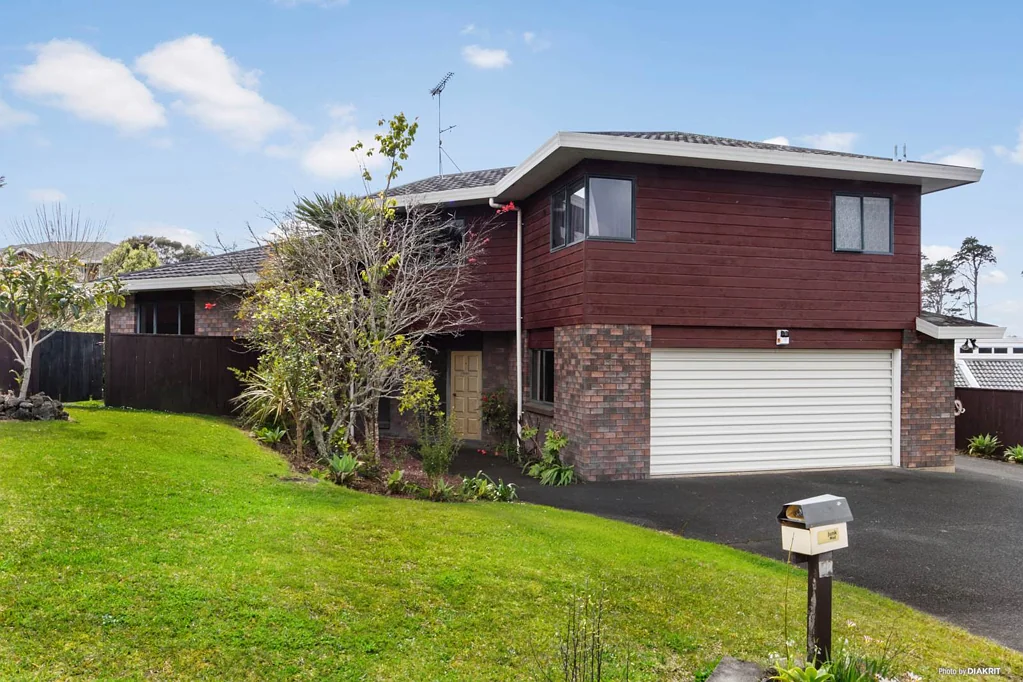 32 Vintage Drive, Henderson, Waitakere City, Auckland