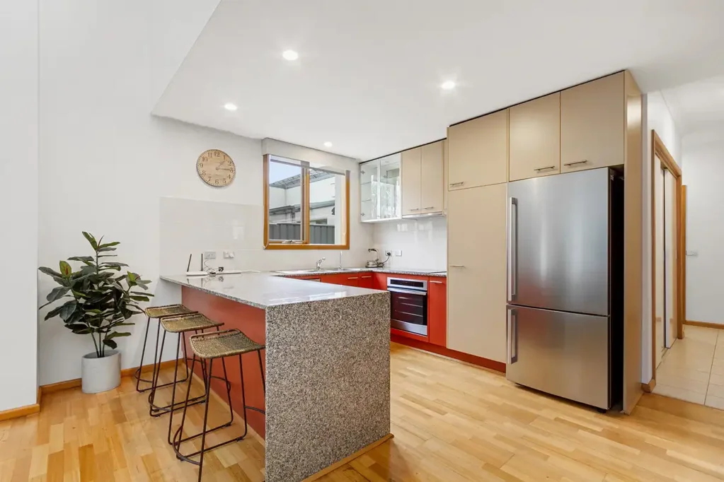 Lakes Entrance 3 Bedroom Jewel In the Crown