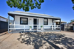 35 Sixth St, Quorn