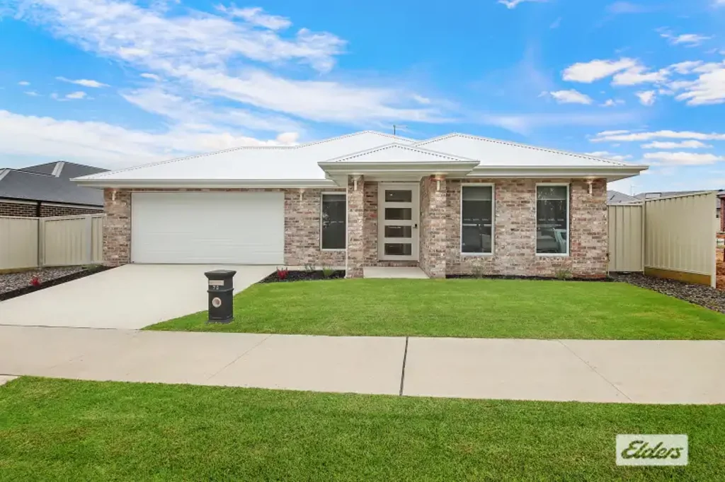 Brand new luxury living!