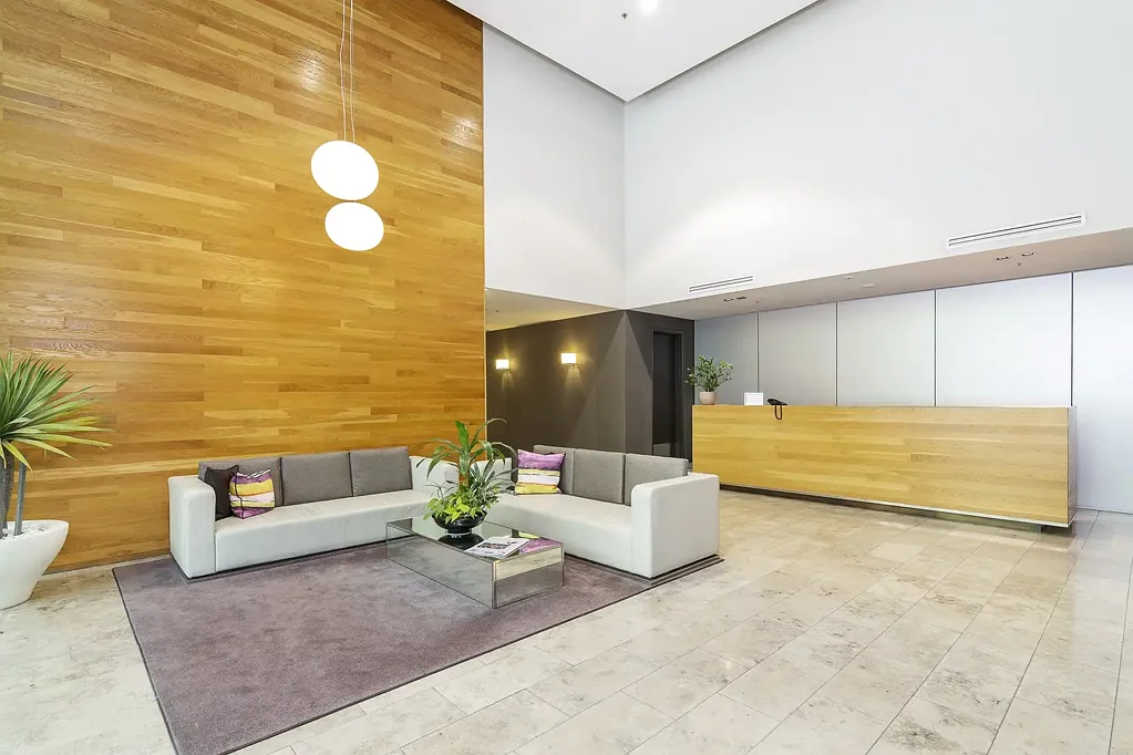 Beautiful One Bedroom Apartment In The Abode
