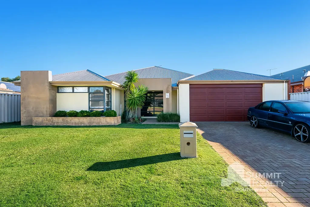 Australind 4 Slaapkamer Smart Investment in Sought-After Australind