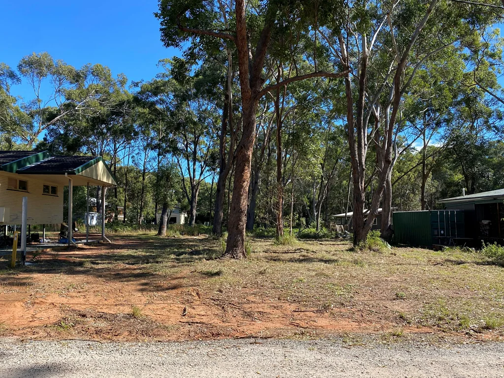 4 Glenfield Ave, Russell Island, QLD 4184