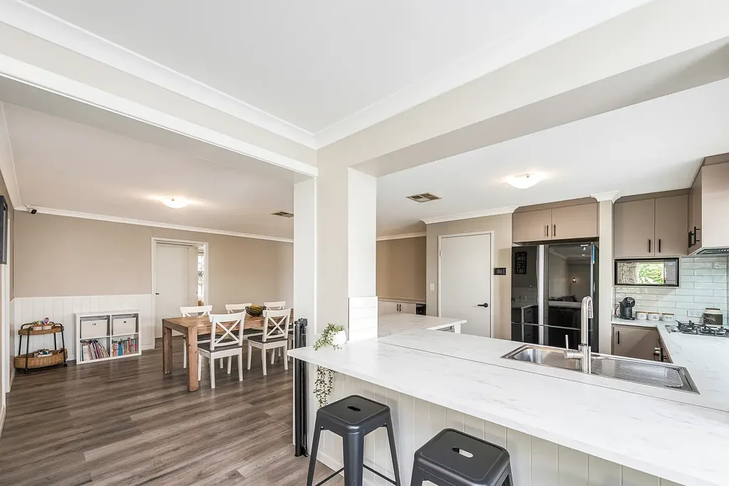30 Coniston Drive, Ellenbrook, WA 6069