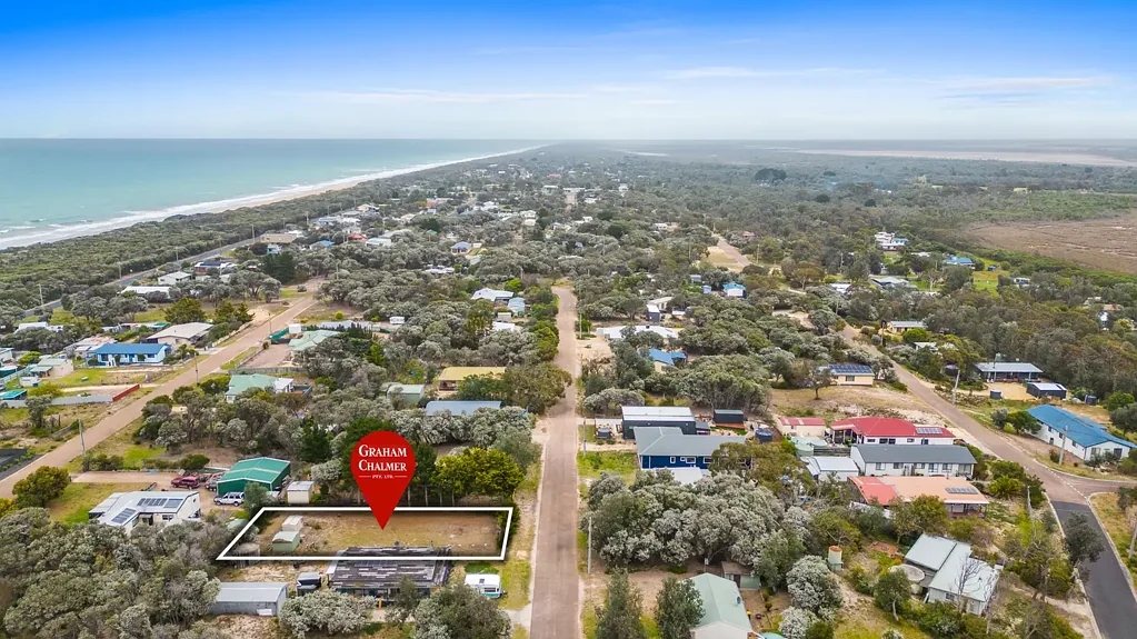 Golden Beach Coastal Bliss Awaits !