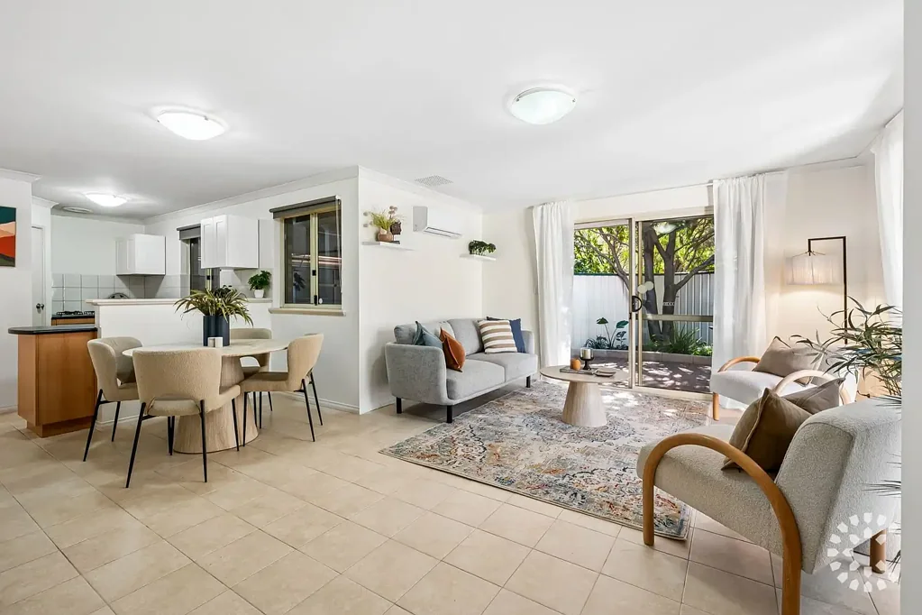 Success 3房  Immaculate Three Bed Home, Convenient Location + Lock and Leave Lifestyle!