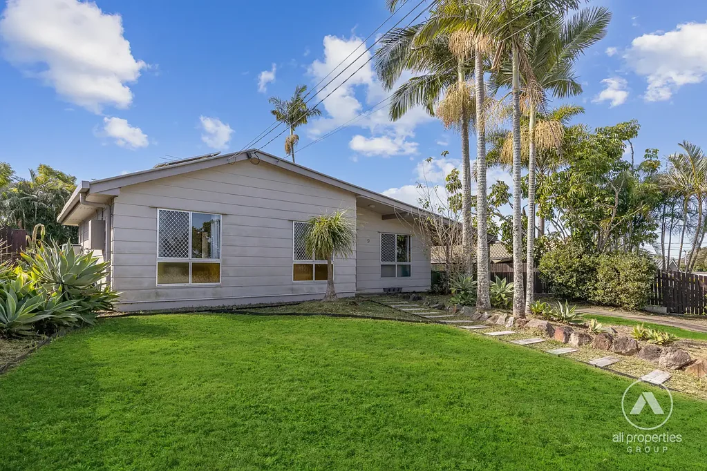 Boronia Heights 3कमरा ALL PROPERTIES GROUP & CHRIS GILMOUR SOLD...