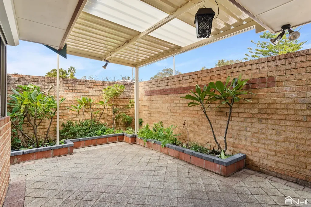 1/31 Third Avenue, Kelmscott, WA 6111