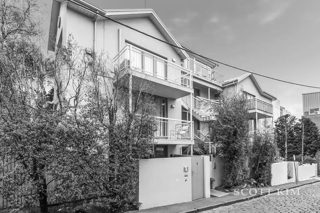 St Kilda 1ਬੈੱਡਰੂਮ Loft Living with City Views in Boutique Block