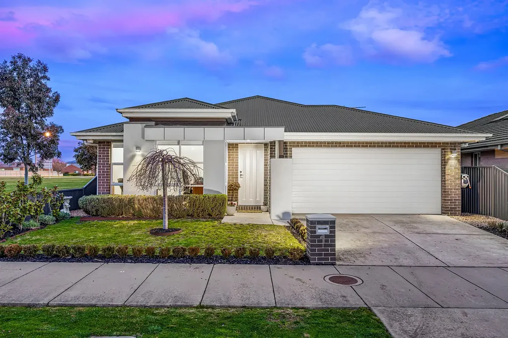 1 Harris Drive, Lucas, VIC 3350