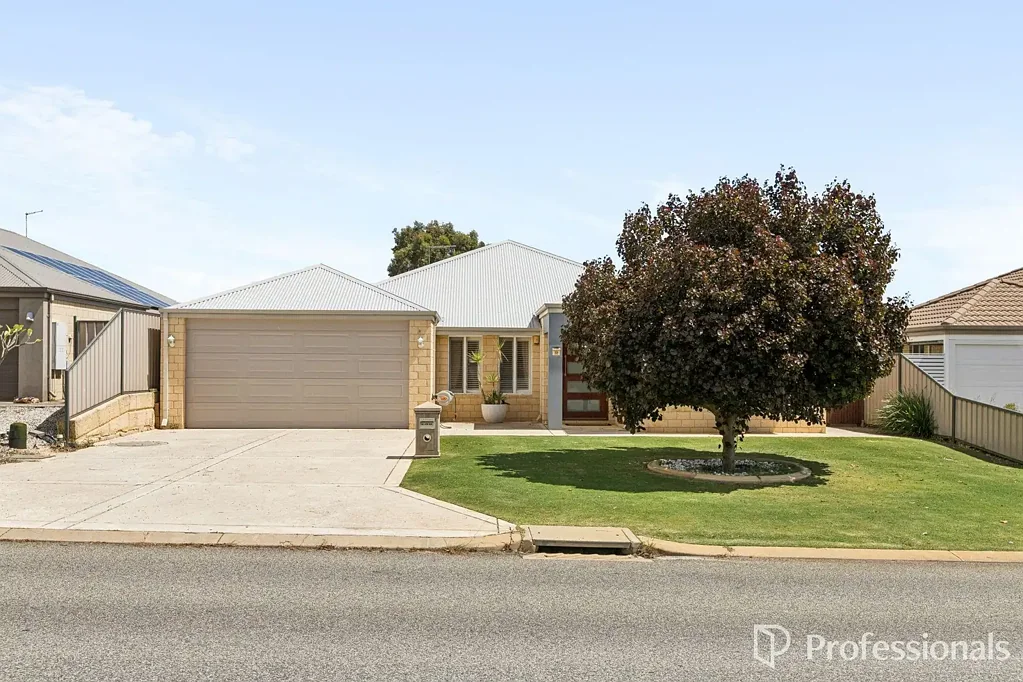 Byford 3ਬੈੱਡਰੂਮ In a League of Its Own - Impressive Presentation with Room for Everyone