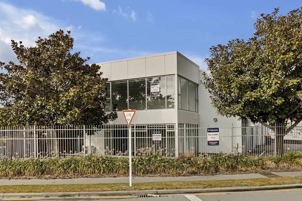 Bromley Modern High Profile Corner Unit