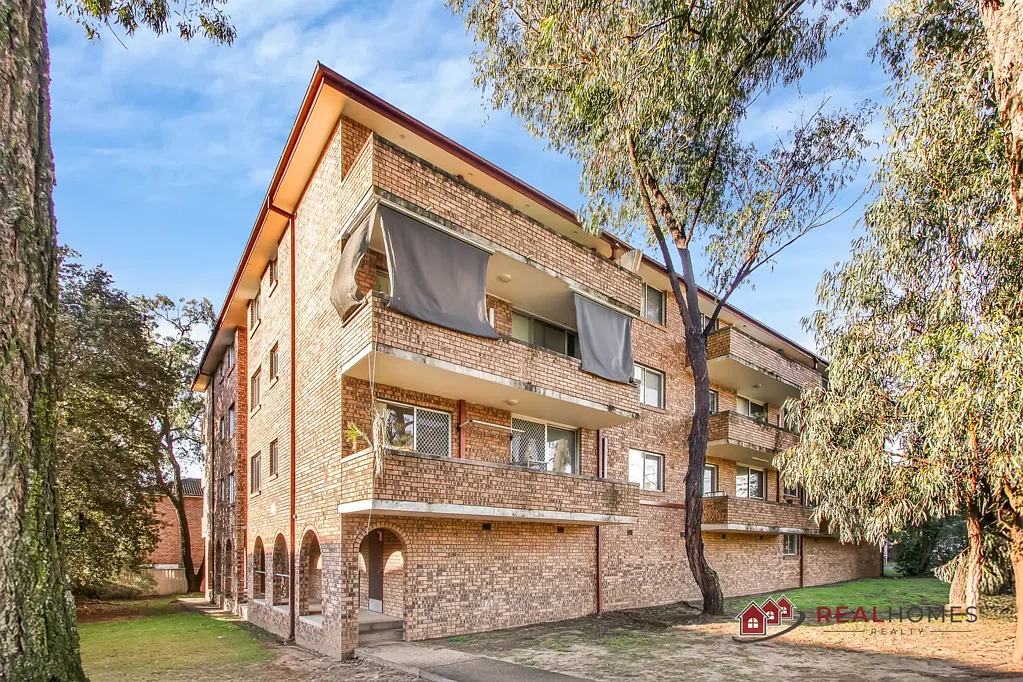 Penrith 2ਬੈੱਡਰੂਮ Great size unit in Prime Penrith Location