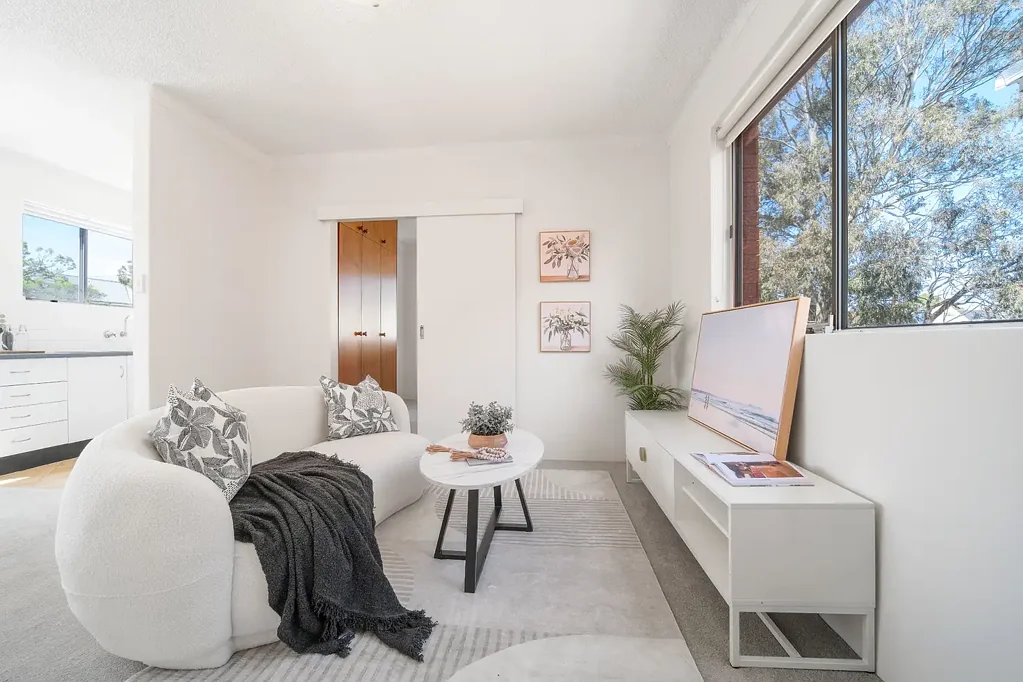 Forest Lodge 1 Slaapkamer Solid double-brick apartment framing city skyline views