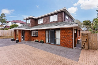 2/12 Oak Street, Royal Oak, Auckland City