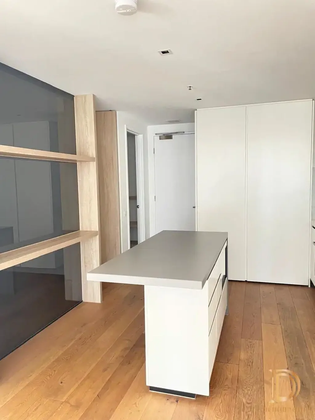 Luxury Living in the Heart of Docklands!