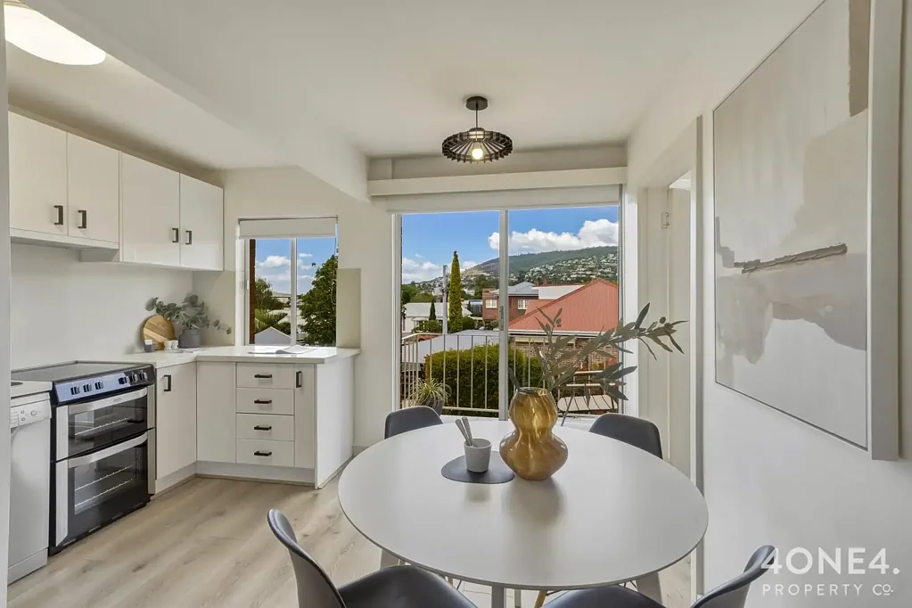 10/7 View Street, Sandy Bay, TAS 7005