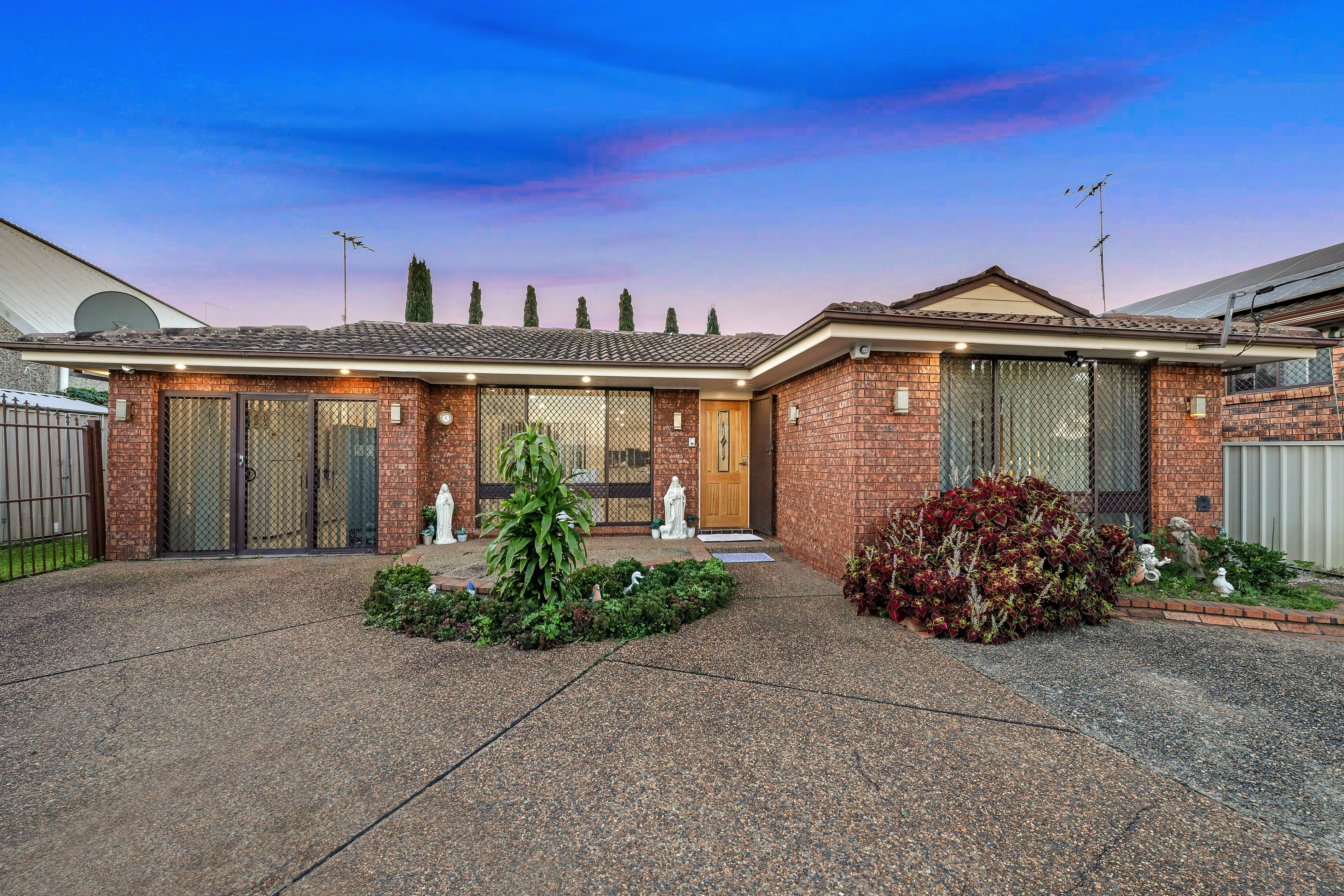 23 PARKLAND AV, PUNCHBOWL NSW 2196, 0房, 0浴, House