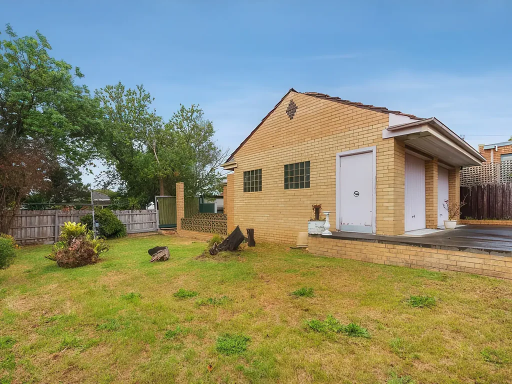 6 MONTH LEASE ONLY!